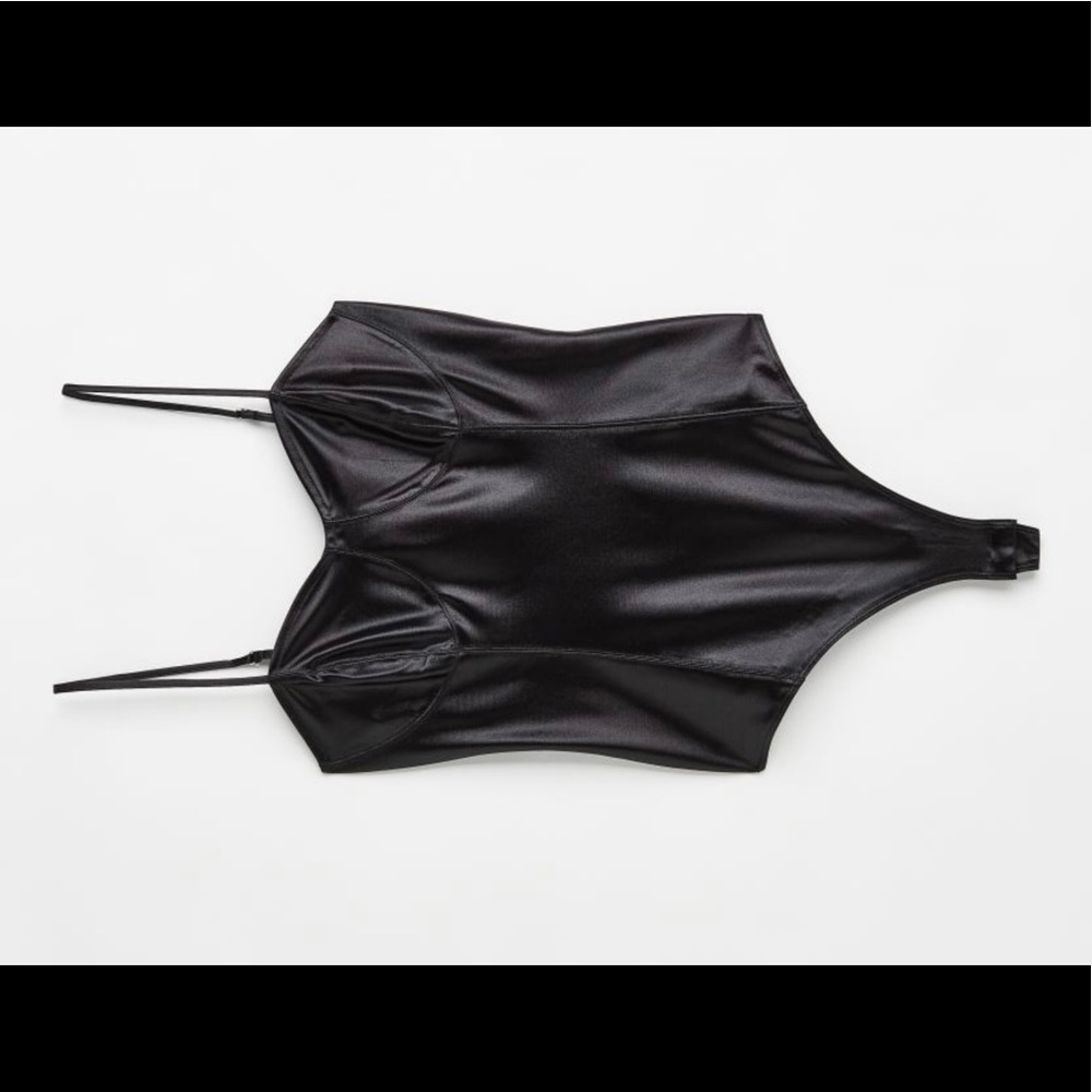 NWT H&M bodysuit